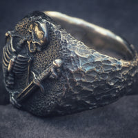 Cameo signet skeleton ring textured DCS