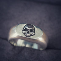 Mini Signet ring